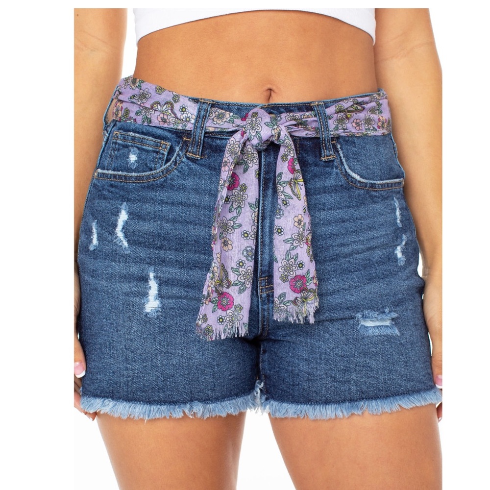 NWT Celebrity Pink Sash Belted Short Size: 12/32